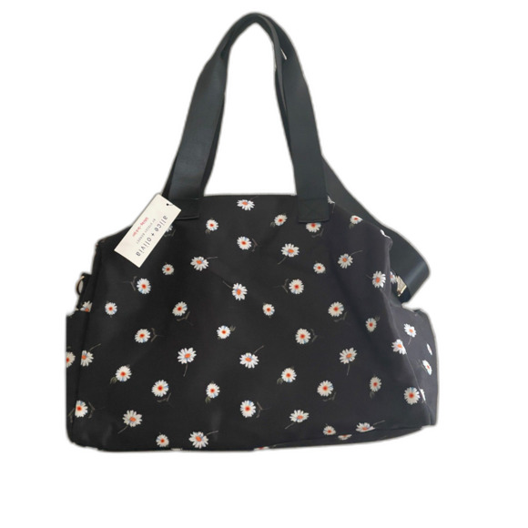 New Alice + Olivia Daisy Overnight Weekend Duffle Tote Bag Travel Medium Duffle - Picture 3 of 7